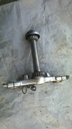 Suzuki GS 500 Unteres Regal, gefederter Sitz, Sitz-Set Product image