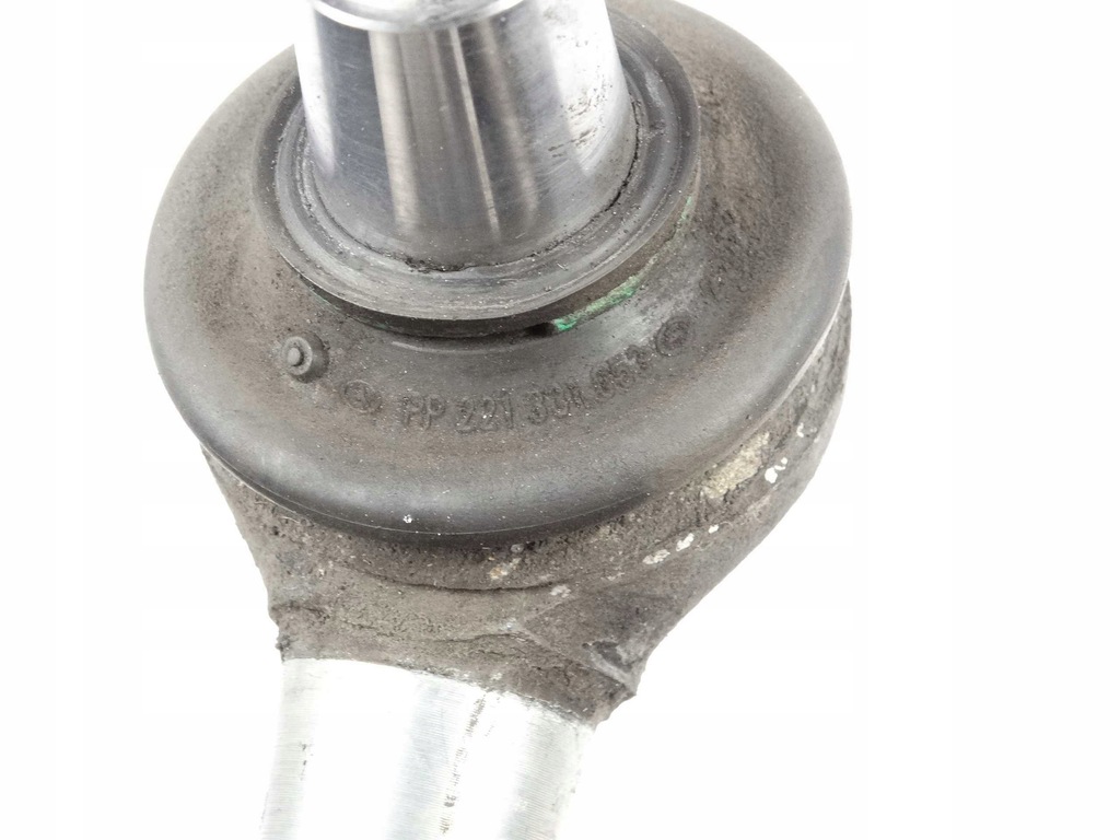 Mercedes E W212 Unterer Querlenkerstift, vorne links Product image