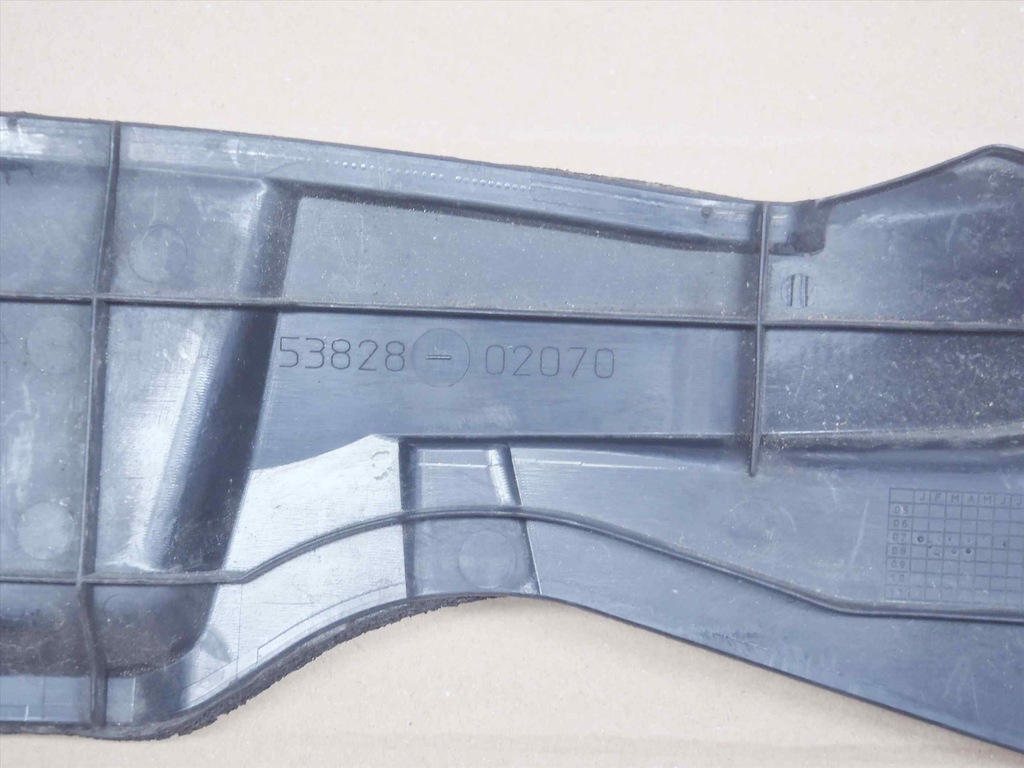 AURIS I 07-12 SOUND SOUNDING, RADkastenABDECKUNG Product image