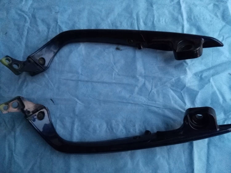 Griff für Suzuki Burgman 400 K2, Beifahrergriff links/rechts Product image