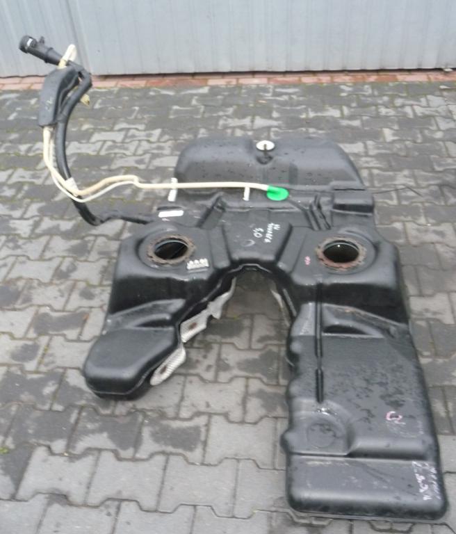 VW Touareg 5.0 TDI Kraftstofftank 7L0201085A Product image