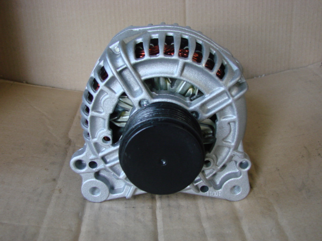 LICHTMASCHINE AUDI A4 A6 VW PASSAT 1.9 TDI B5 120A Product image
