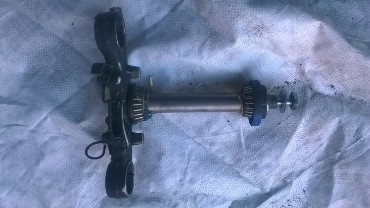 Suzuki GS 500 Unteres Regal, gefederter Sitz, Sitz-Set Product image