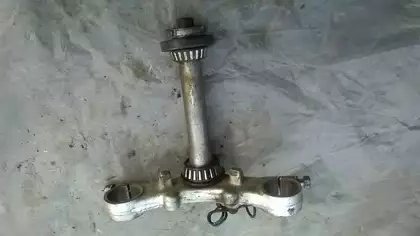 Suzuki GS 500 Unteres Regal, gefederter Sitz, Sitz-Set Product image