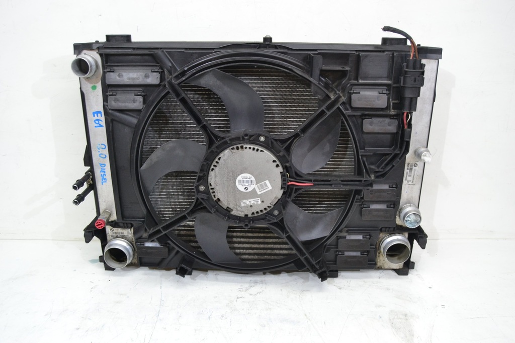 BMW 5 E60 Kühlersatz 7795878 2,0 d Lift Product image