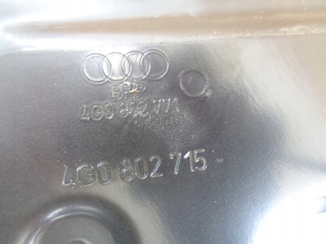 Audi A6 C7 Reserveradhalterung 4G0802715 Product image