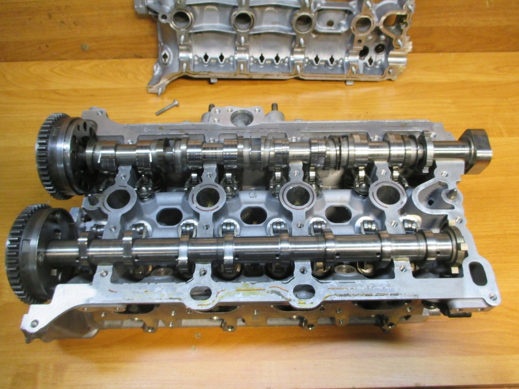 VW AUDI NOCKENWELLE 1,8 2,0 TSI TFSI EINLASS 06H101H AUSPUFF 06K109247E Product image