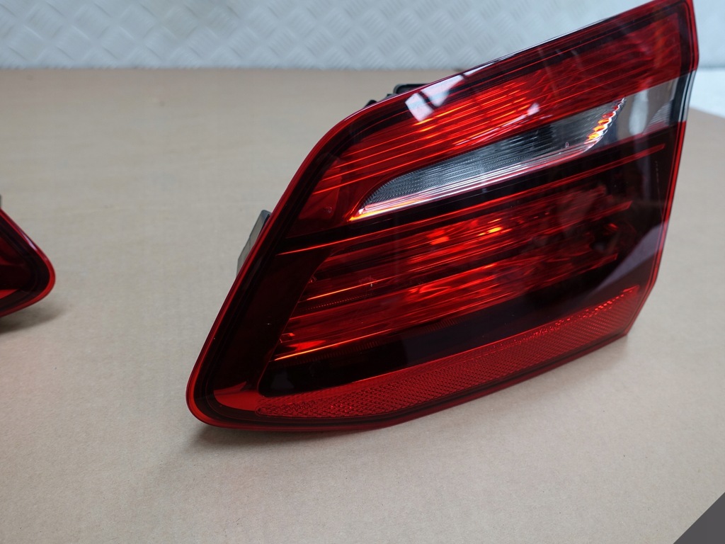 BMW 2 F45 LIFT LCI LED IN HECKKLAPPE L ODER P Product image