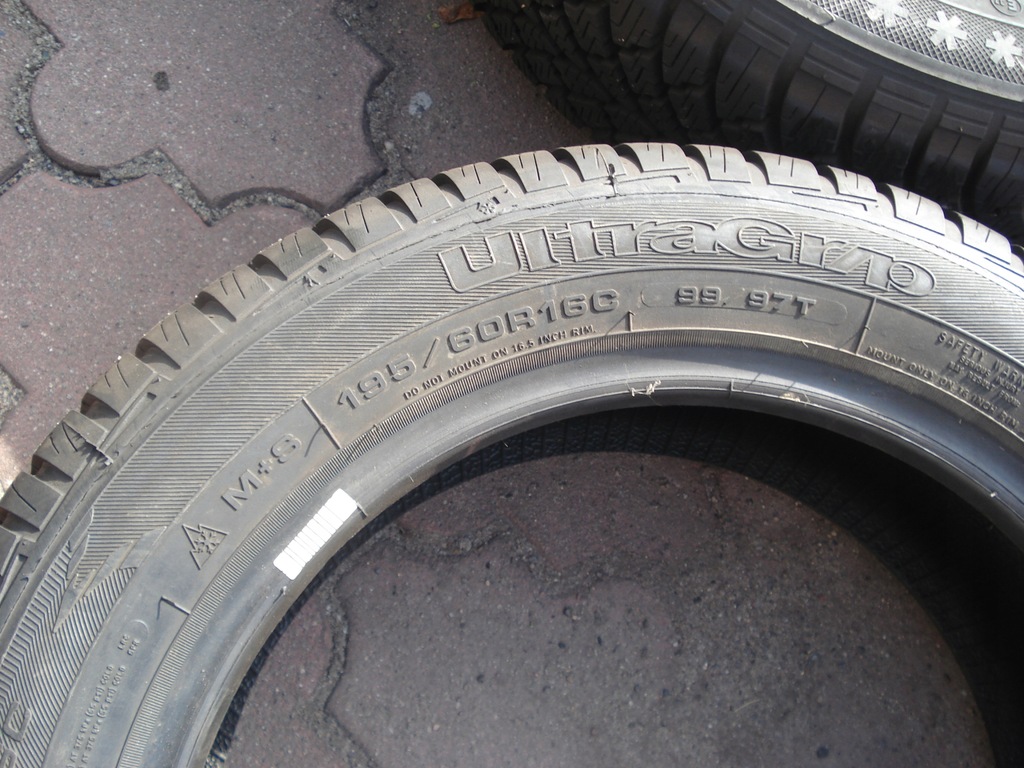 1 Stück GOOD YEAR Ultra Grip 7+ 195/60/16 C 6,8 mm Product image