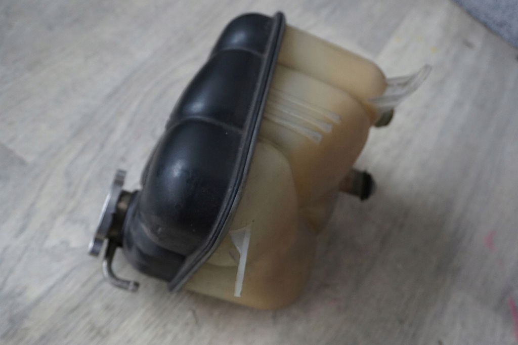 Mercedes w140 Flüssigkeitsausgleichsbehälter Product image