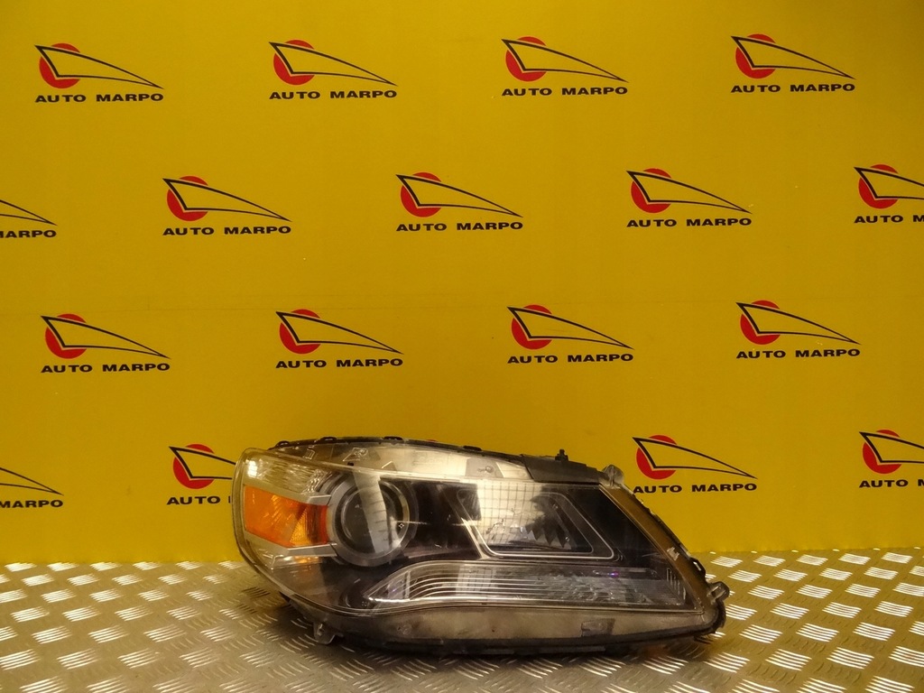 ACURA RL 2009 – SCHEINWERFER-XENON-LAMPE RECHTS USA Product image