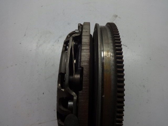 BMW 1 F20 11r- 1,6 1,8 B TURBO DUAL MASS RAD Product image
