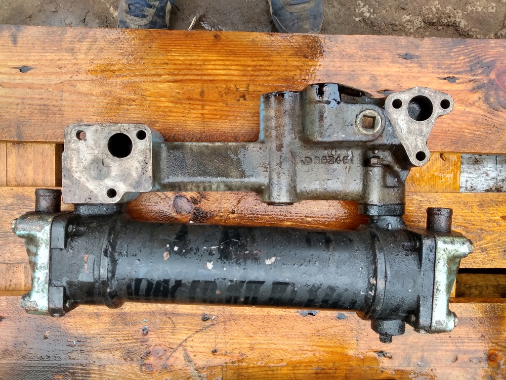 Ölkühler John Deere 6101A, 6101H AR69045 Product image