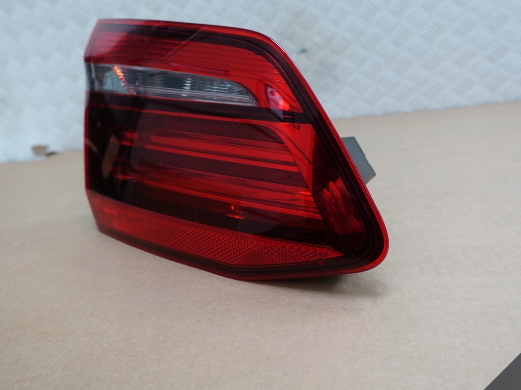 BMW 2 F45 LIFT LCI LED IN HECKKLAPPE L ODER P Product image