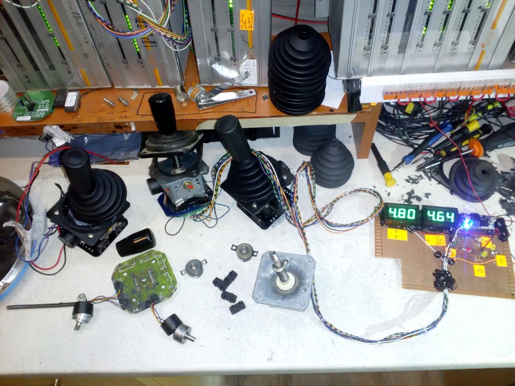 WUMAG Joystick = Reparatur = 600 PLN brutto Product image