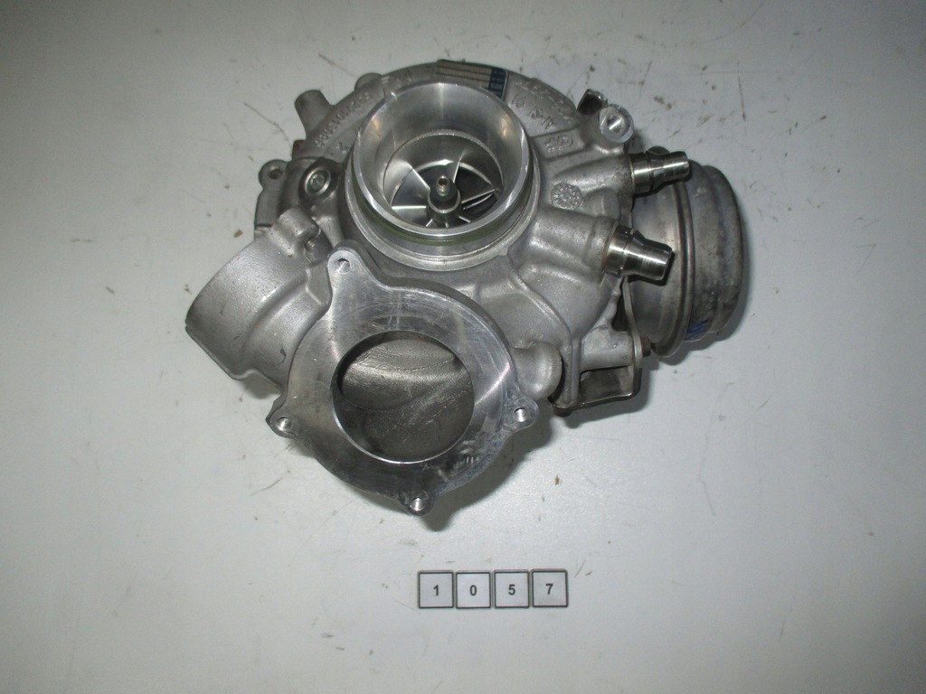 BMW X4 35DX 3.0 TURBINE TURBOLADER 53269700011 Product image