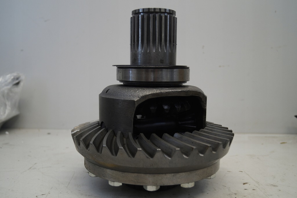 Attack 10X34 Plattenrad NEW HOLLAND T7030, T7040, T7050, T7060, T7070 Product image
