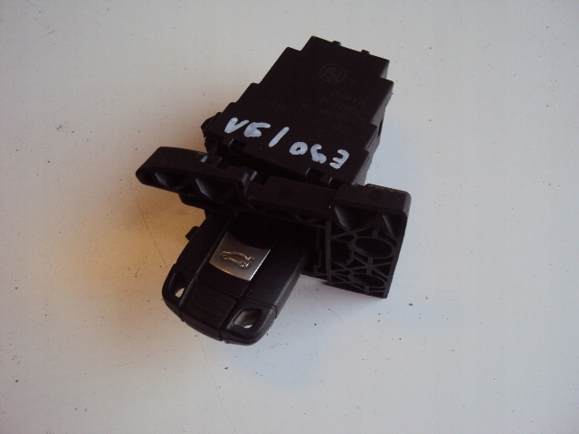 ZÜNDSCHALTER MIT SCHLÜSSEL BMW E90 E91 6954719 Product image