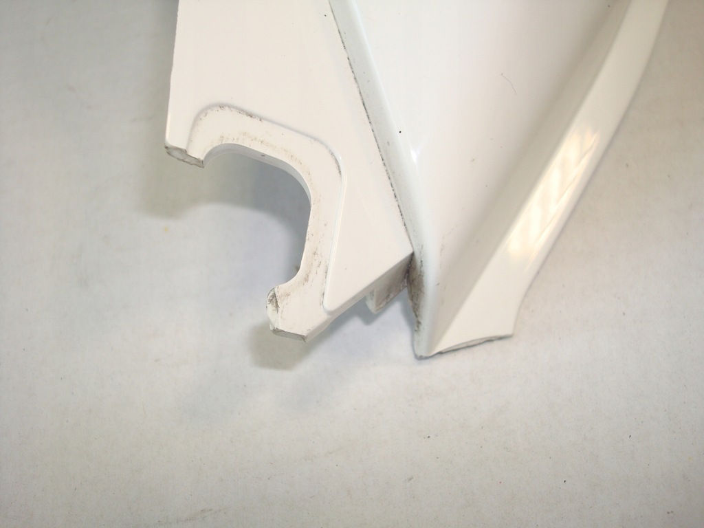 PEUGEOT SATELIS 125 250 400 13-16 SEITENVERKLEIDUNG -P- Product image