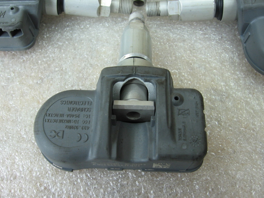 TPMS-DRUCKSENSOREN MERCEDES A0035400217 Q03 Product image