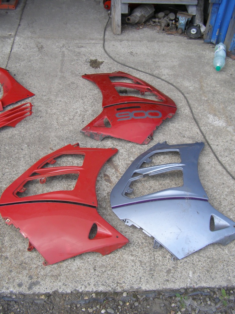 Suzuki RF 600 Teile Product image