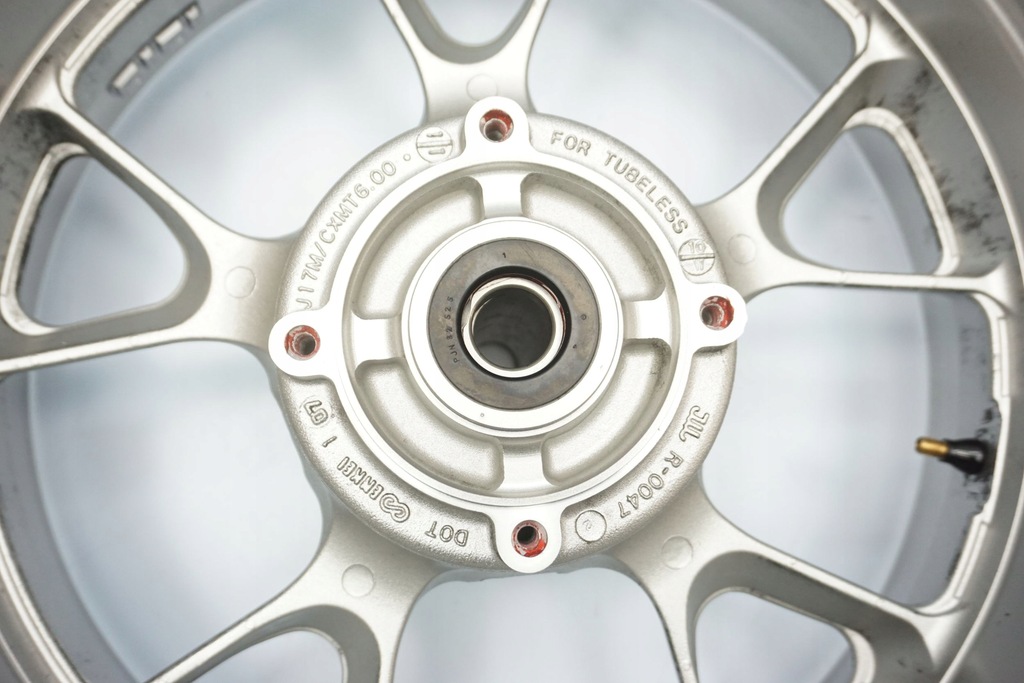 KAWASAKI ZZR-1400 05-11 HINTERE FELGE Product image