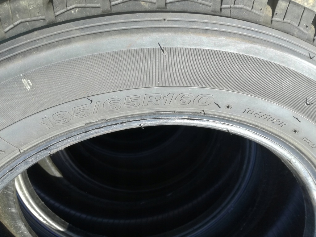 FIRESTONE VANHAWK REIFEN 195/65 R16C 2012R 6MM Product image