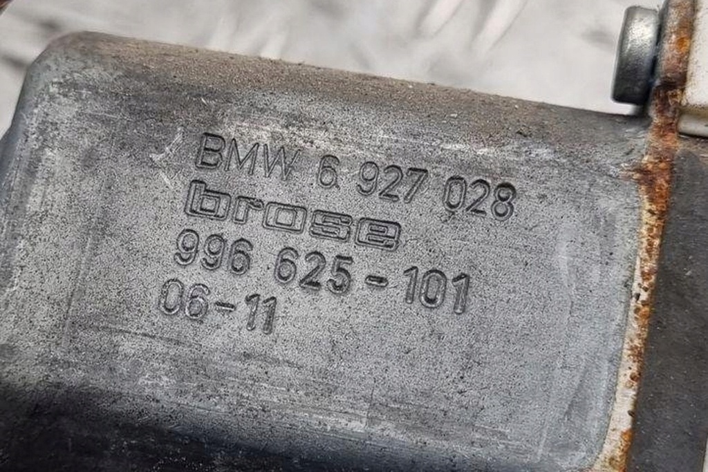 Linker Aufzug des linken Wicklers BMW 3 Touring (E91) 6927028 2.0L Product image