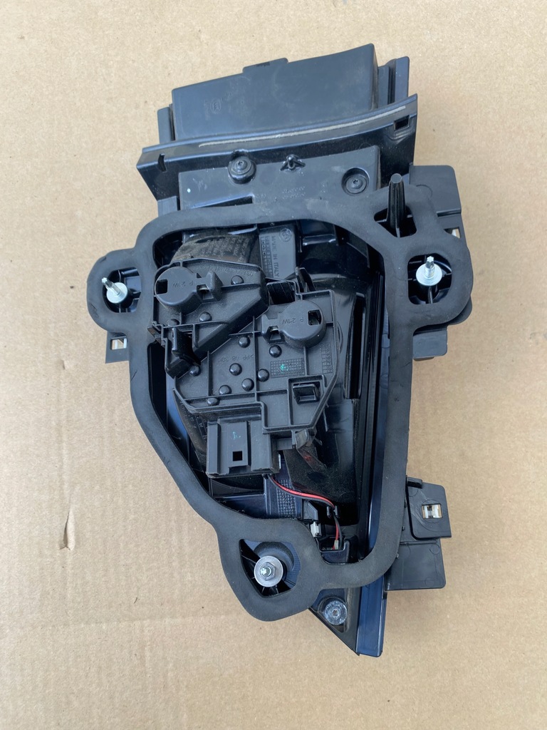 BMW X2 F39 Lampe hinterher Dunkel Europa 9881160 Product image