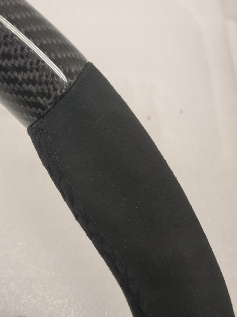 Mercedes AMG beheizbares Carbon-Alcantara-Lenkrad Product image