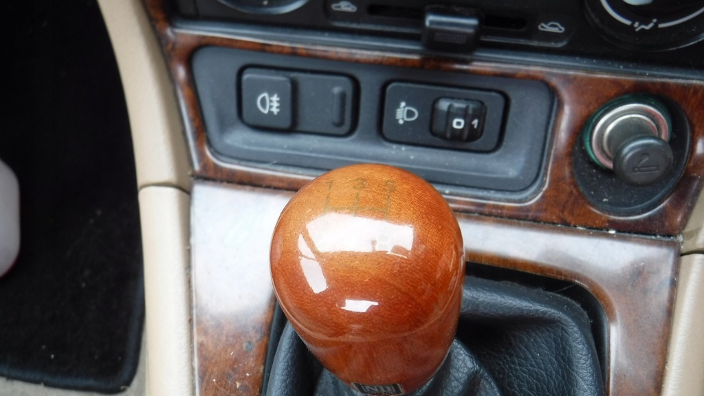 Holzlenkrad Nardi Torino Mazda MX-5 Knopf Product image