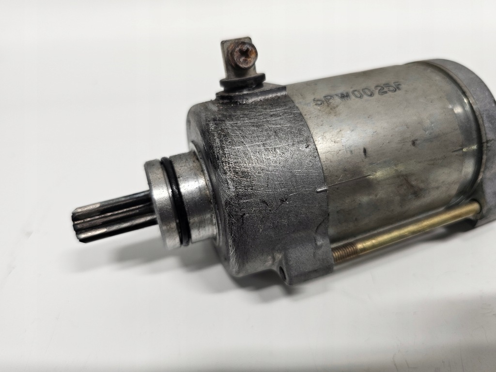 Yamaha YZF-R1 YZF R1 RN04 00-01 Motorstarter Product image