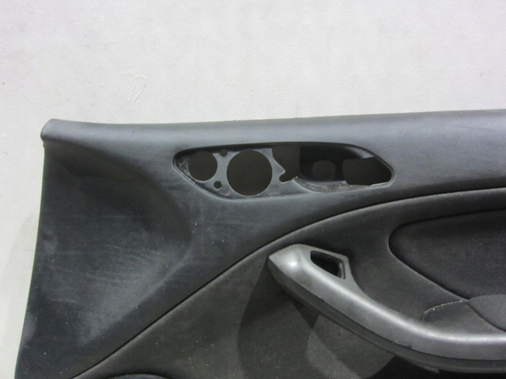 BMW E46 COUPE CABRIO SEITE, RECHTE TÜRPOLSTERUNG Product image