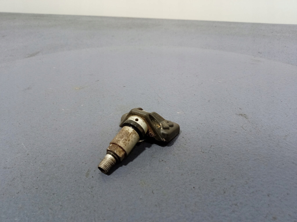 BMW G20 G21 G22 F40 F44 REIFENDRUCKSENSOR RDC 6877936 Product image