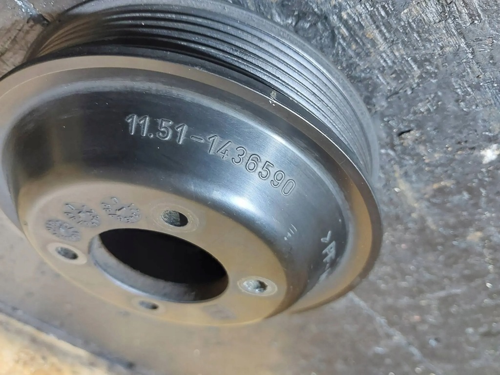 Wasserpumpenriemenscheibe BMW 3 E46 323i M52B25TU 1436590 11511436590 Product image