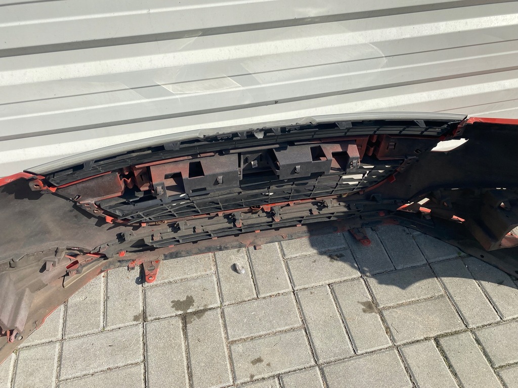 Vordere Stoßfänger vorne Peugeot 208 und EU anheben Product image
