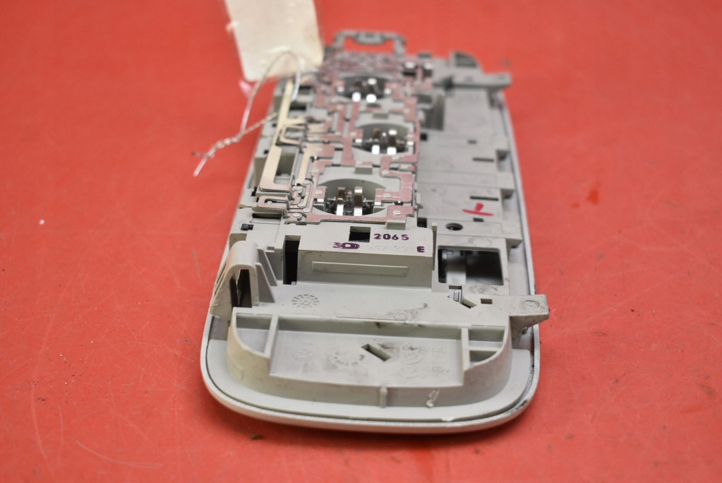 HINTERE INNENLEUCHTE 3C0947291E VW PASSAT B7 10-15 Product image
