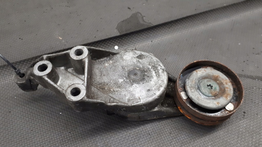 038903315C Gurtstraffer Sitz VW Skoda 1.9 TDI Product image