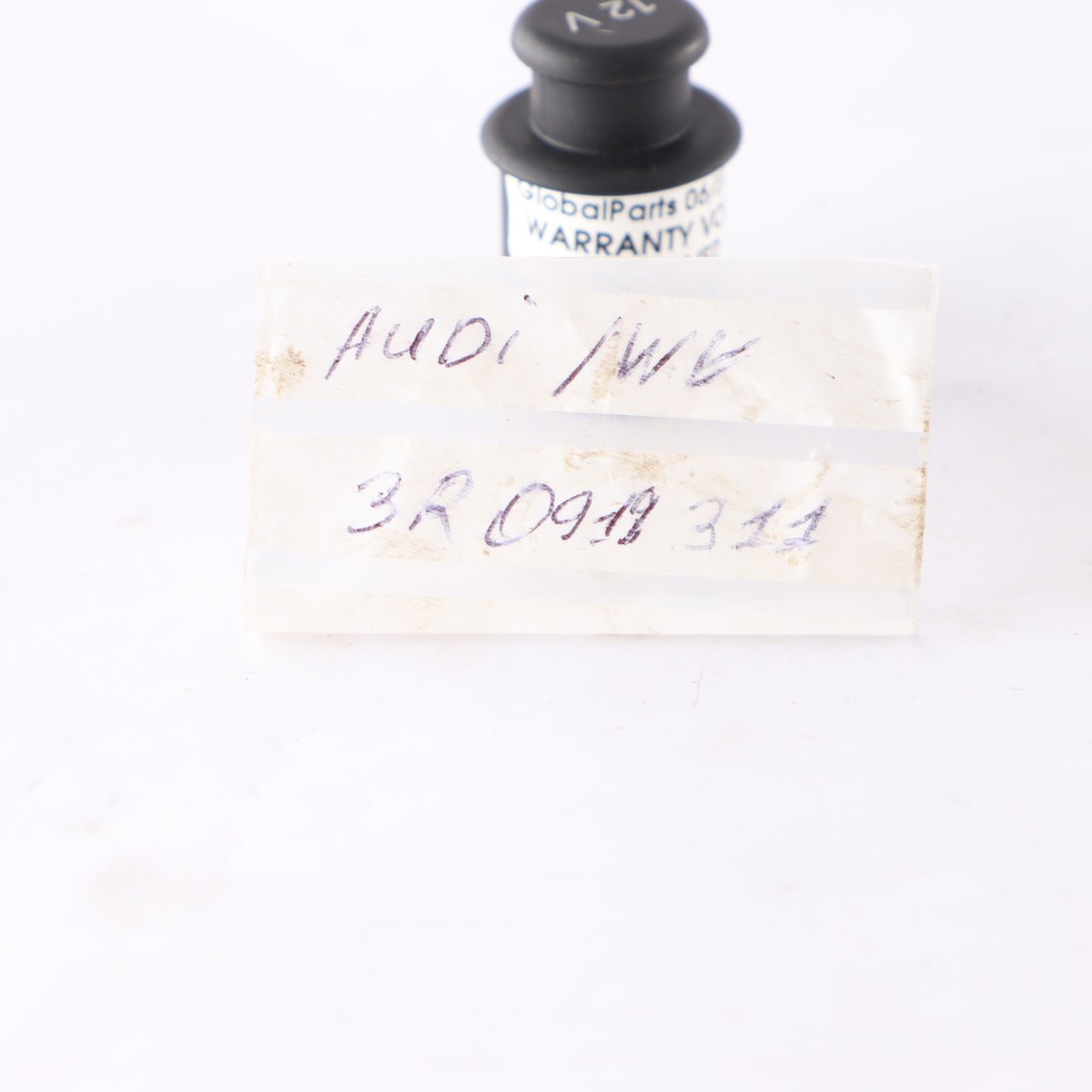 AUDI A1 A3 A4 A5 A6 A7 A8 Q5 Q7 Zigarettenanzünder-Buchsenabdeckung 12 V Product image