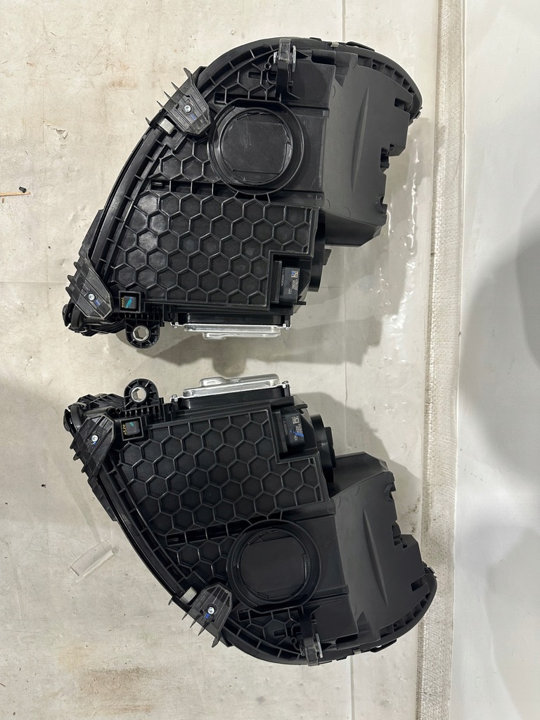 MERCEDES BENZ W206 C-KLASSE LED HIGH PERFORMANCE LINKS RECHTS LAMP EU KPL Product image