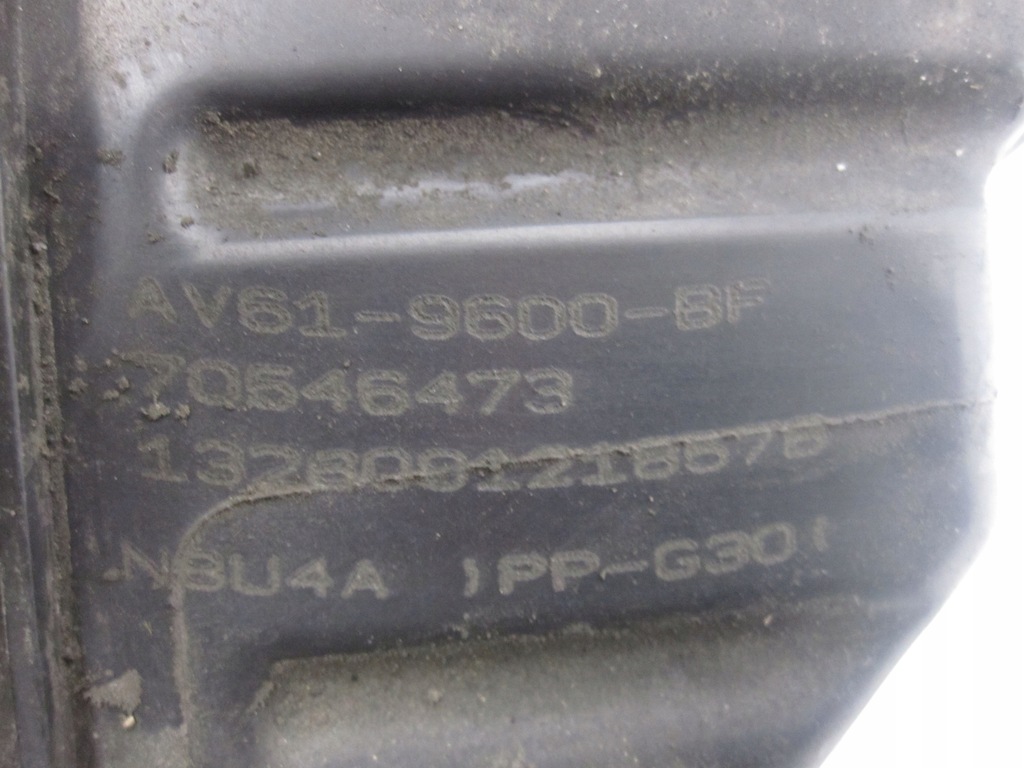 Ford Focus MK3 III 12R Luftfiltergehäuse AV61-9600-BF Product image