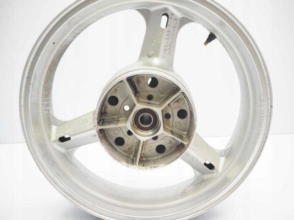 Hintere Felge für Suzuki DL 650 V-Strom 04–11 Product image