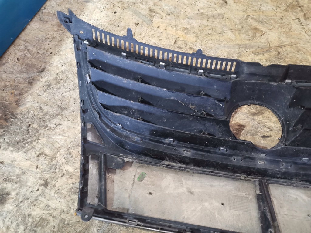 Grill VW Touran und 1 Lift 1T0853651d Dummy Product image