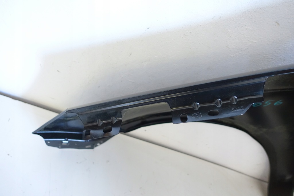 Rechte Kotflügel Opel Corsa D Front 2006-2011 6102362 93189644 Product image