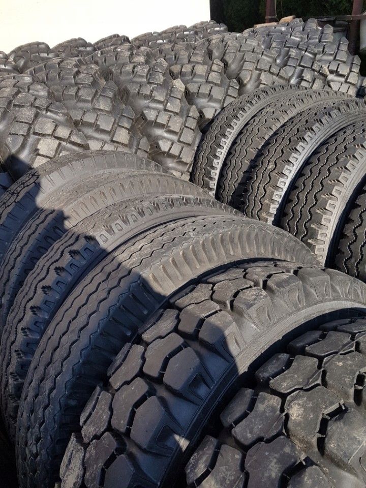 Reifen 825x20 (825R20) Kama Product image