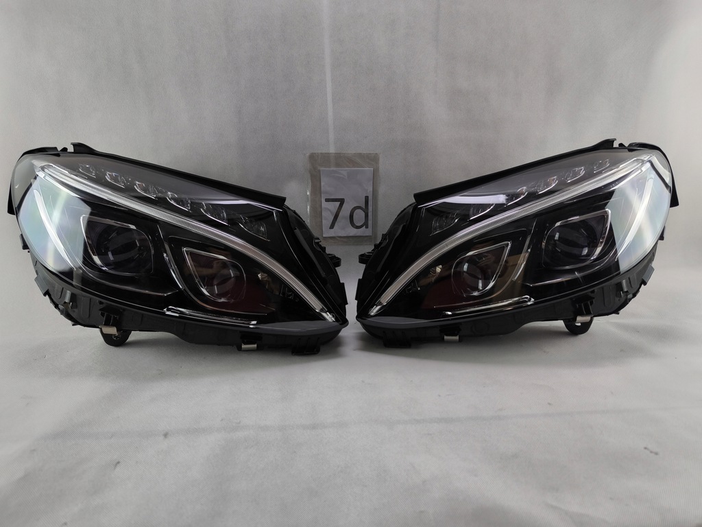 MERCEDES CLK 209 LIFT W209 XENON TURNING LINKS RECHTS SCHEINWERFERLAMPE Product image