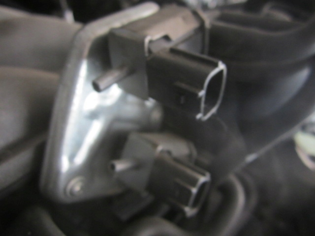 MUSTANG 5.0 GT Krümmer-Vakuumventil JL3E-9J559-AA JR3E-9S455-CC Product image