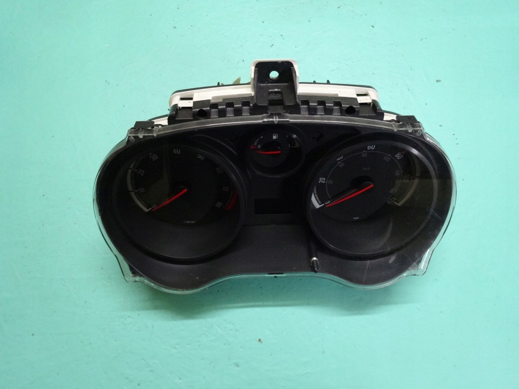 OPEL CORSA D 1.2 B 13r Zähleruhren DEUTSCH P0013372990 1303304 Product image