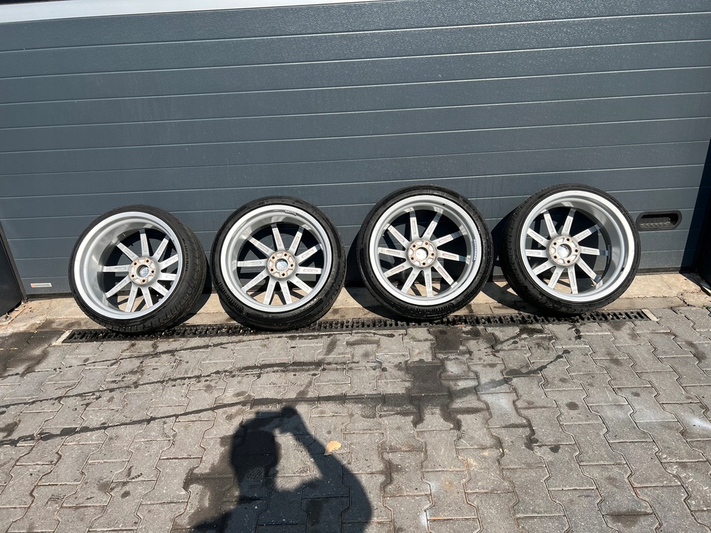 LEICHTMETALLFELGEN VOSSEN CVT 5X112 REPLICA 20" 9J ET35 Product image
