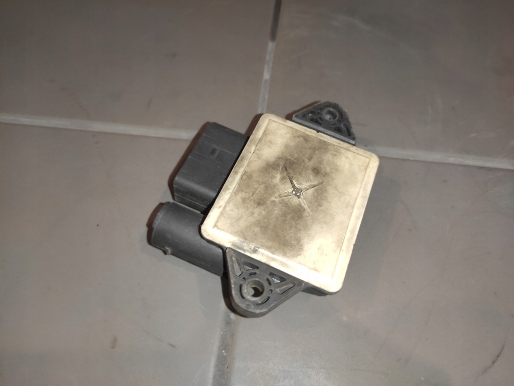 MERCEDES W221 OM642 3.0D GLÜHKERZE RELAISMODUL A6429007801 ORIGINAL Product image